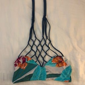 San Lorenzo Tie up crochet top